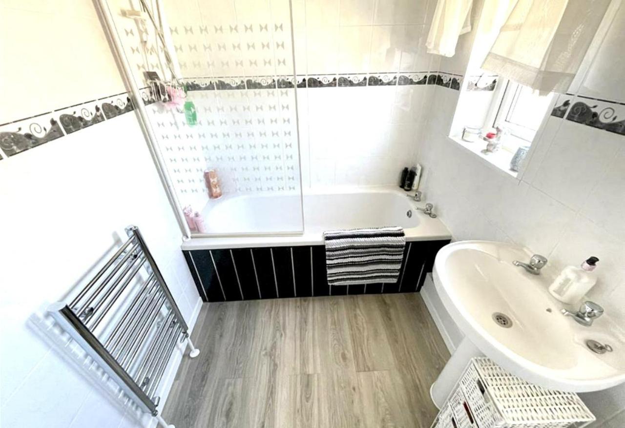הרטלפול Lovely And Affordable House Closer To The Sea מראה חיצוני תמונה