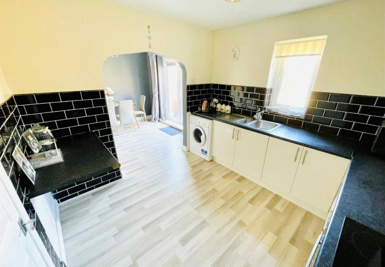 הרטלפול Lovely And Affordable House Closer To The Sea מראה חיצוני תמונה